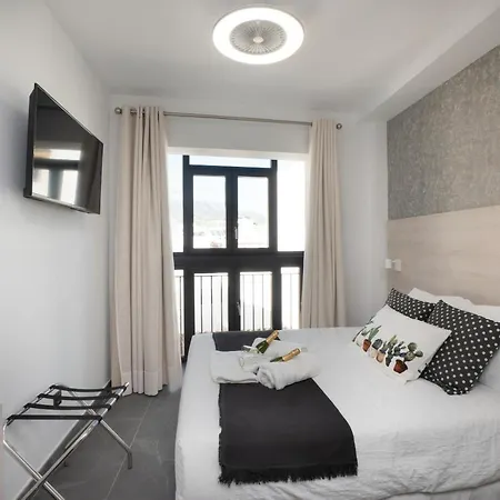 Maison d'hôtes Nerja-centro-jacuzzi- Mirador De La Ermita- Adults Recommended 3*