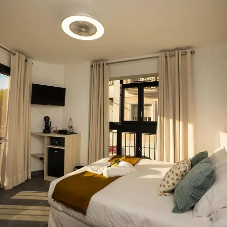 Nerja-centro-jacuzzi- Mirador De La Ermita- Adults Recommended