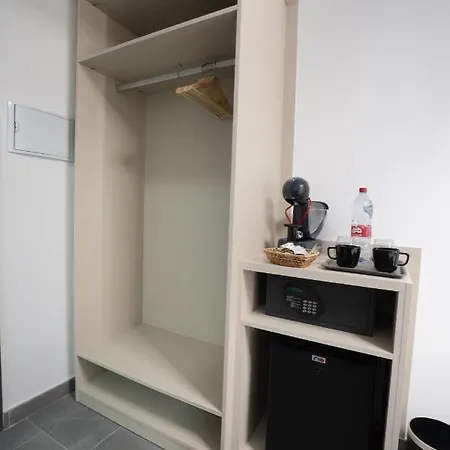 Gæstehus Nerja-centro-jacuzzi- Mirador De La Ermita- Adults Recommended Nerja