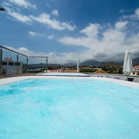 Nerja-centro-jacuzzi- Mirador De La Ermita- Adults Recommended