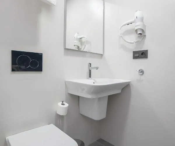 Nerja-centro-jacuzzi- Mirador De La Ermita- Adults Recommended Gæstehus 3*