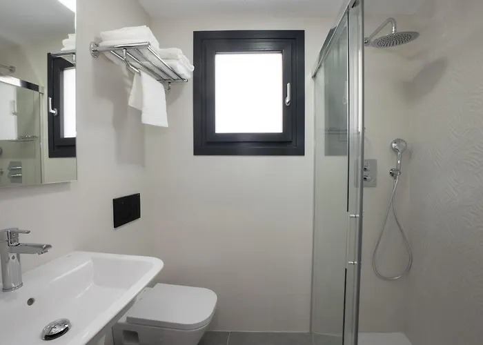 Gæstehus Nerja-centro-jacuzzi- Mirador De La Ermita- Adults Recommended 3*