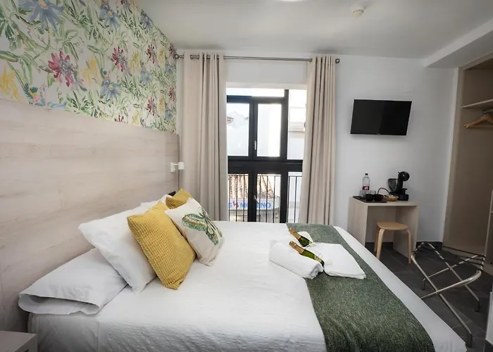 Gæstehus Nerja-centro-jacuzzi- Mirador De La Ermita- Adults Recommended Nerja