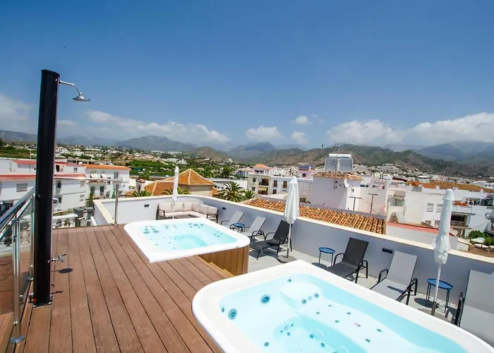 Nerja-centro-jacuzzi- Mirador De La Ermita- Adults Recommended Nerja