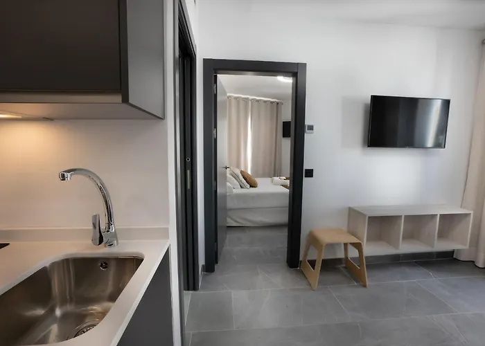 Pensión Nerja-centro-jacuzzi- Mirador De La Ermita- Adults Recommended