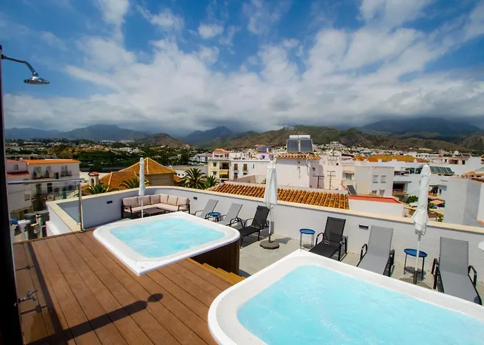 Nerja-centro-jacuzzi- Mirador De La Ermita- Adults Recommended 3*