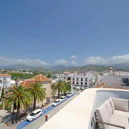 Nerja-centro-jacuzzi- Mirador De La Ermita- Adults Recommended 3*