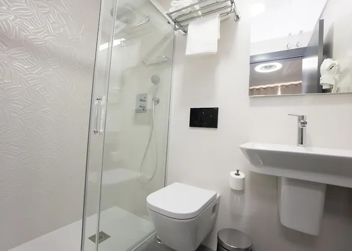 Nerja-centro-jacuzzi- Mirador De La Ermita- Adults Recommended