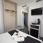 Nerja-centro-jacuzzi- Mirador De La Ermita- Adults Recommended Konukevi