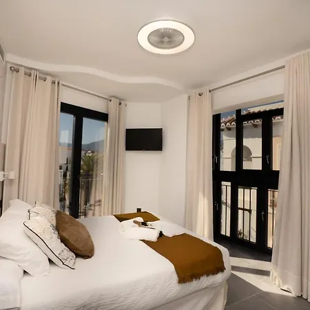 Pensión Nerja-centro-jacuzzi- Mirador De La Ermita- Adults Recommended Nerja